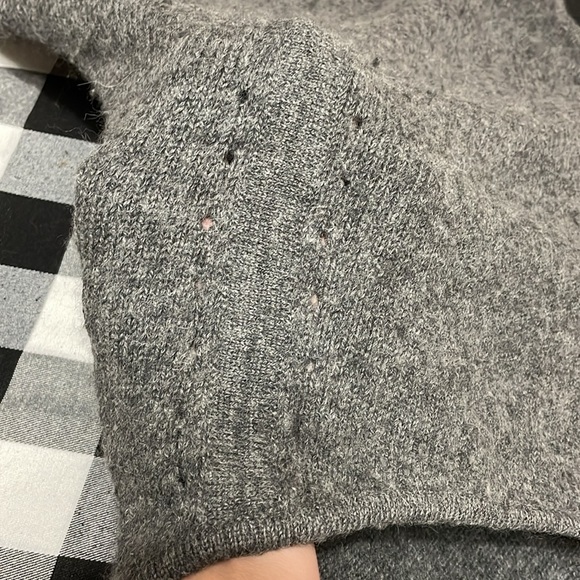 MFH Knits 100% BABY ALPACA SOFT Gray Sweater MADE IN PERU Size Medium Keyhole - Picture 7 of 13